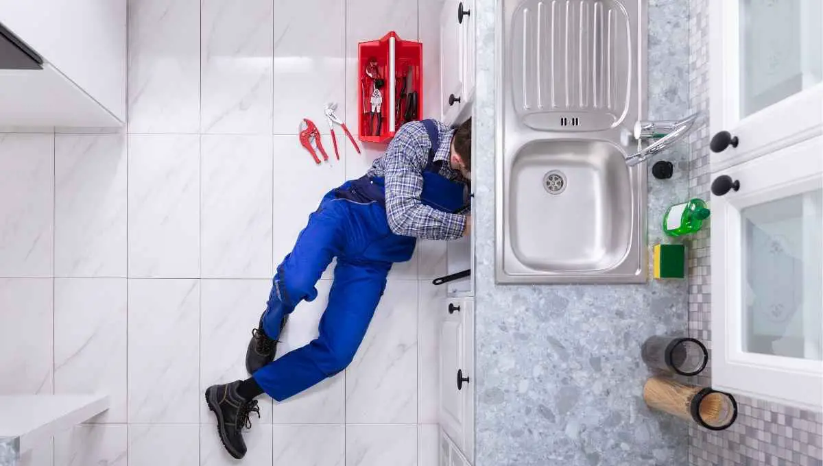 How to Fix a Gurgling Kitchen Sink? (This Fix Always Works)